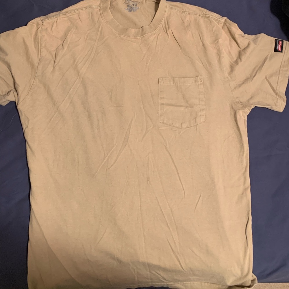 Blank dickies t shirt